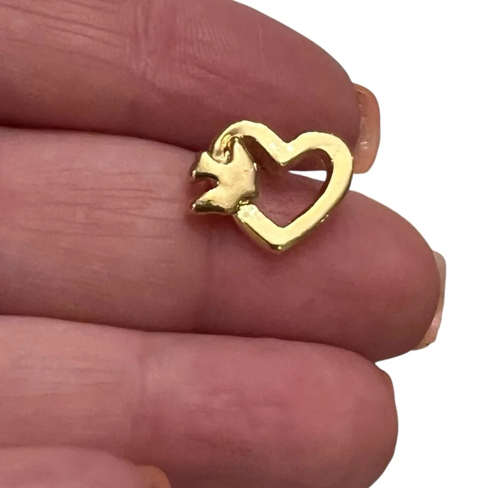Gold‎ Tone Bundle Cross Heart W/Bird Lapel Pin Religious Christian Brooch Small